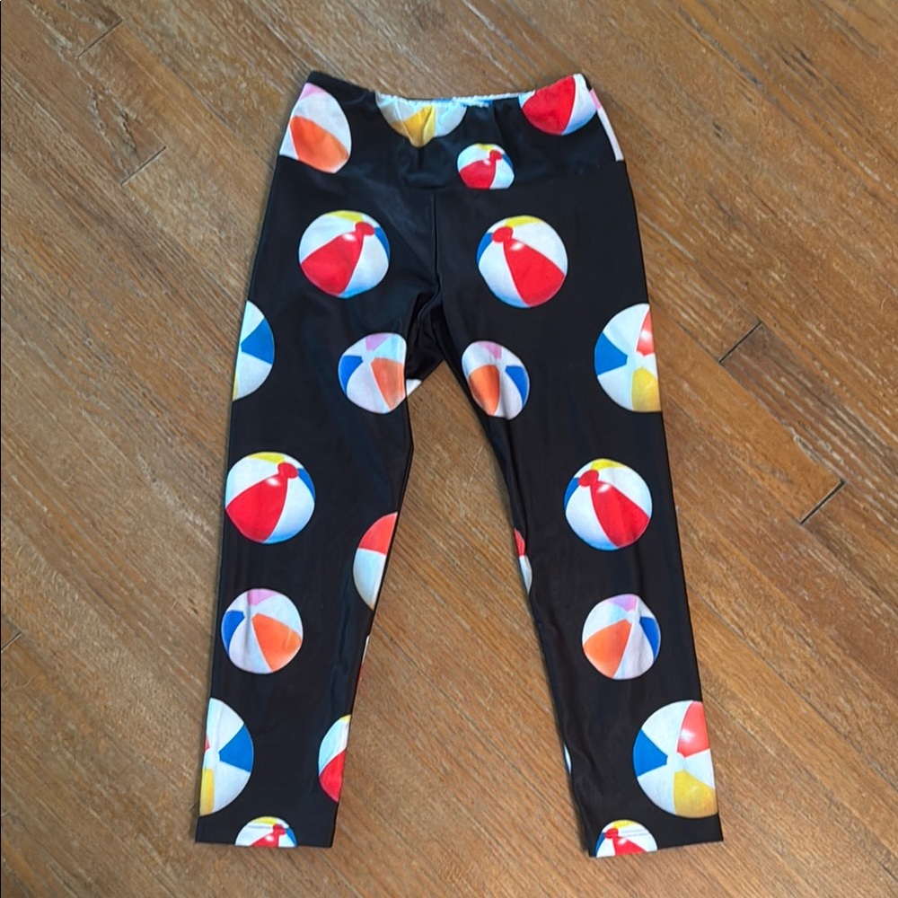 Goldsheep Black Beach Ball Print Leggings size S Capri